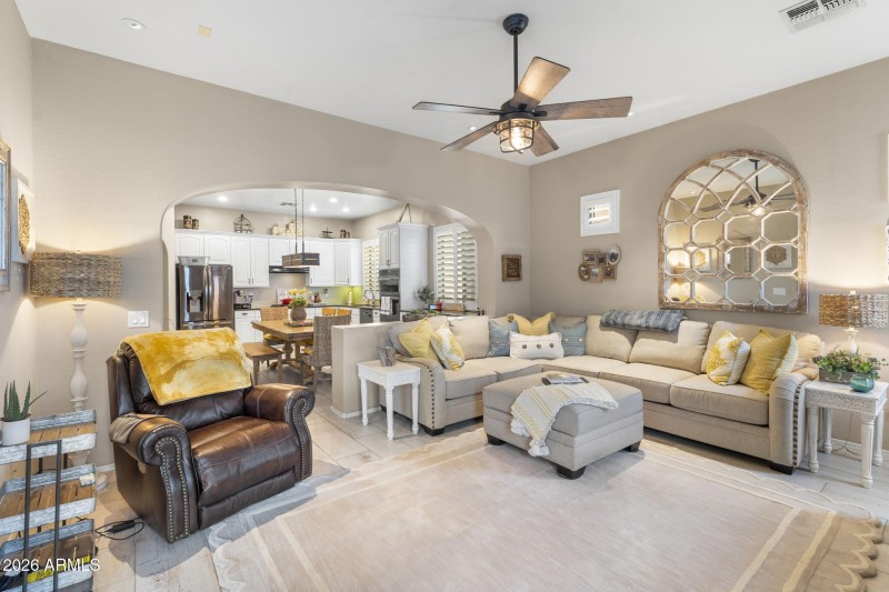 23-web-or-mls-DSC_4023