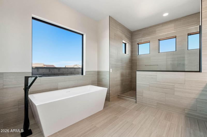 33-Primary Bathroom (1)