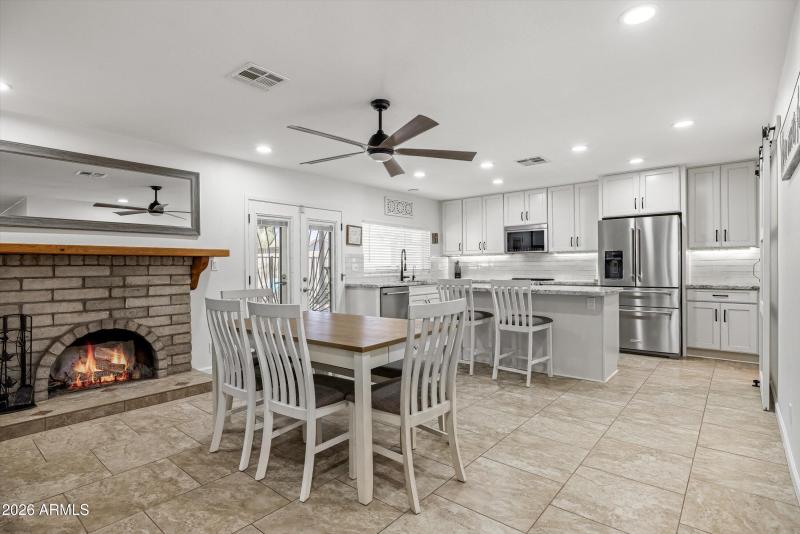 07-3024 W Wagoner Rd, Phoenix, AZ, 85053