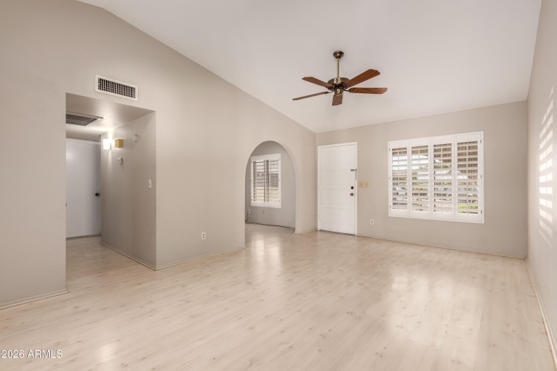 9242efe71e8bec2925cadb42b3f046ca