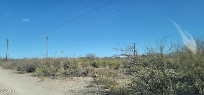 XXX 11th St 2 acres lot dirt road