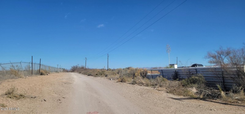 XXX 11th St 2 acres lot road view