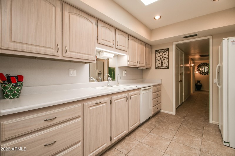 Light and Bright Clean Kitchen