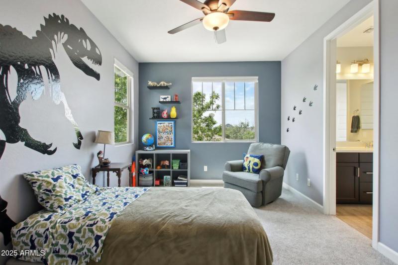 32-web-or-mls-E Appaloosa Rd-0605-032