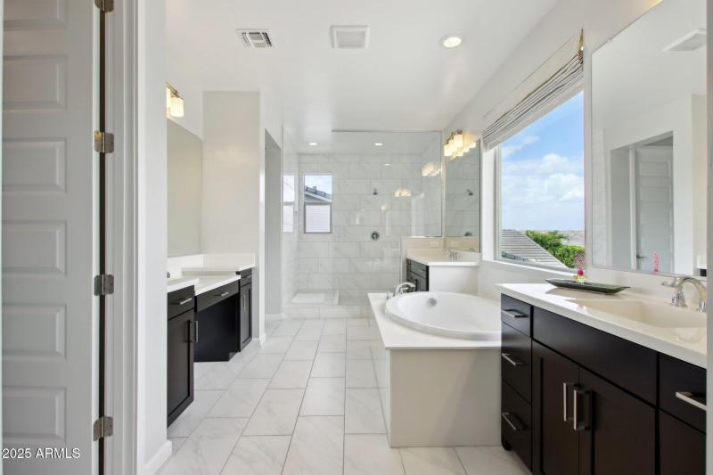 43-web-or-mls-E Appaloosa Rd-0605-043