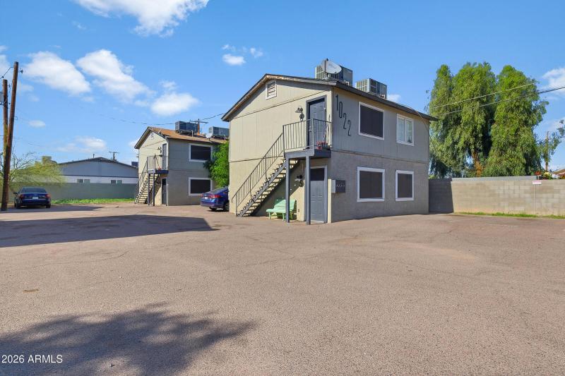 4-custom-1022 N 22nd Pl-4