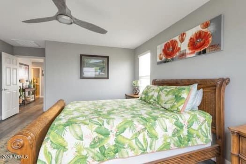 large-019c38b4-e0ed-70ca-aae7-73363564f8