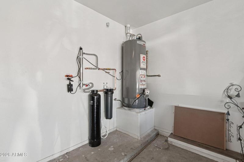 30-web-or-mls-E Coolbrook Ave-S0902-030