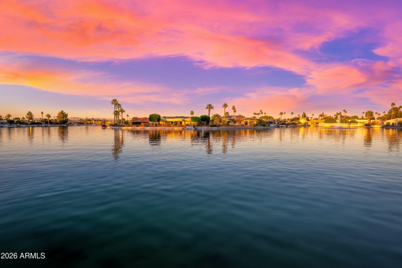 10330 W Thunderbird Blvd APT C114, 02-08