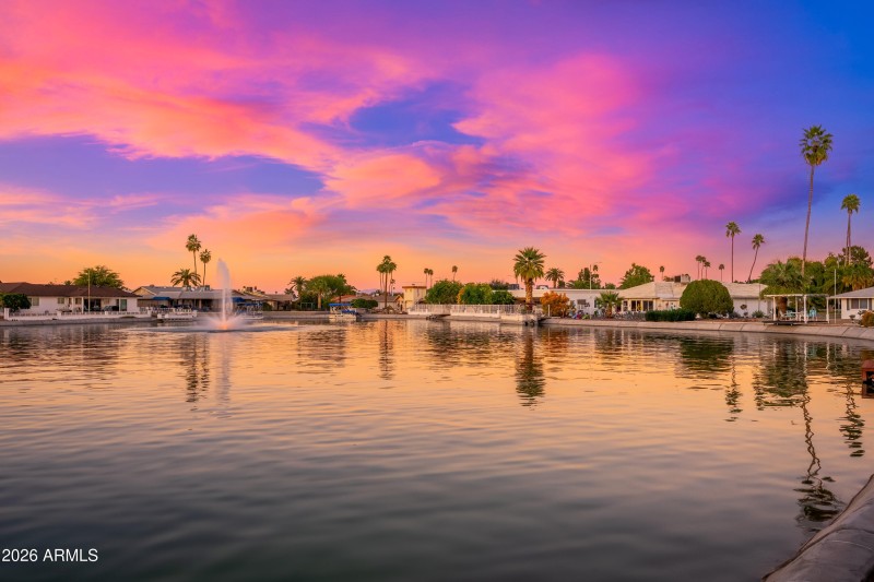 10330 W Thunderbird Blvd APT C114, 02-08