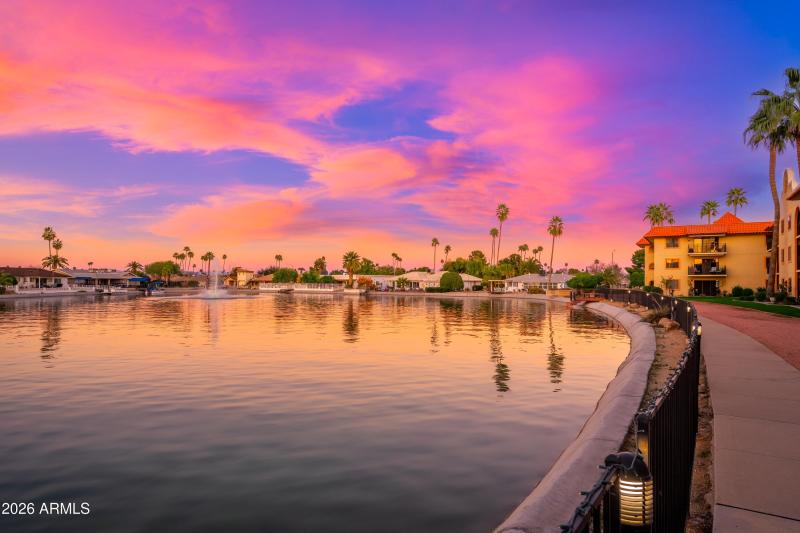 10330 W Thunderbird Blvd APT C114, 02-08