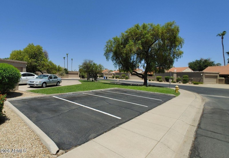 Guest Parking nearby