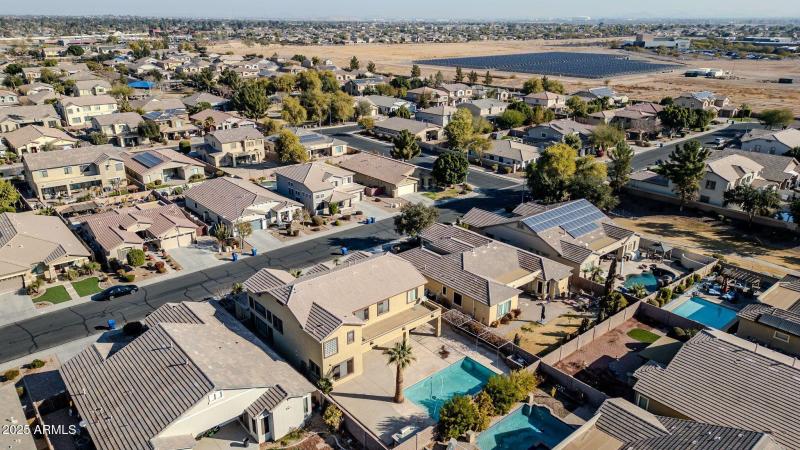 mls_13611 W Merrell St Drone-11