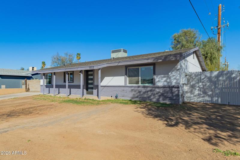 Established neighborhood - No HOA