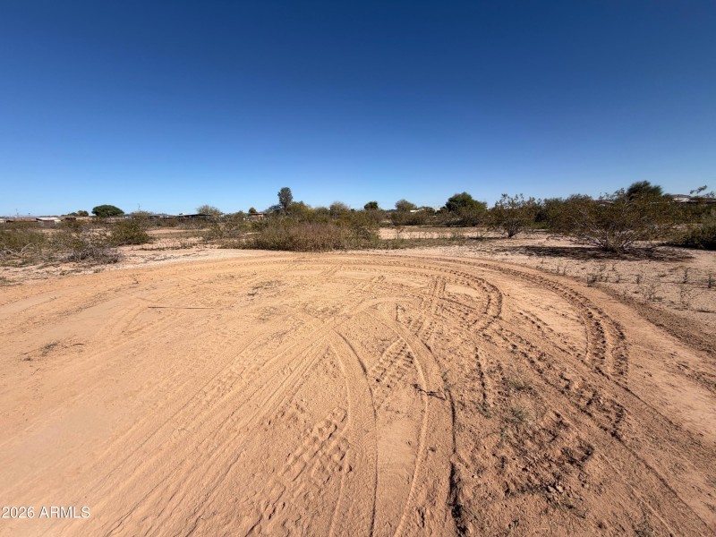 Flat 1-Acre Lots with Shared Well