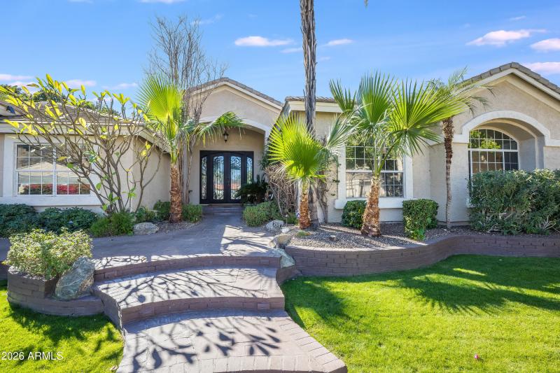 Gorgeous Curb Appeal