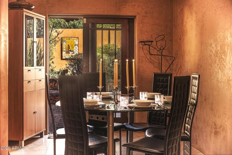 aacc504e-aff8-4449-94d4-d3b53a459703