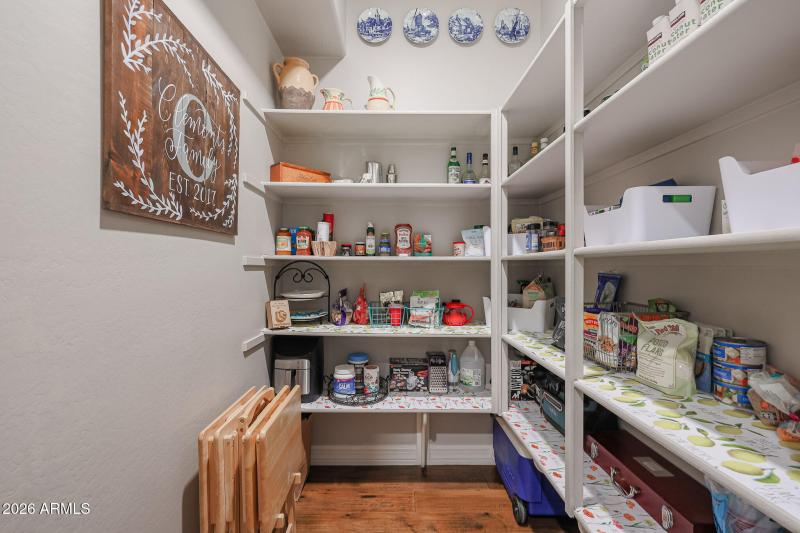 Walk-in Pantry