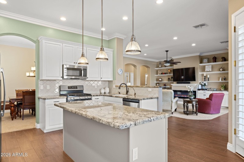 Double Ovens & Gas Range