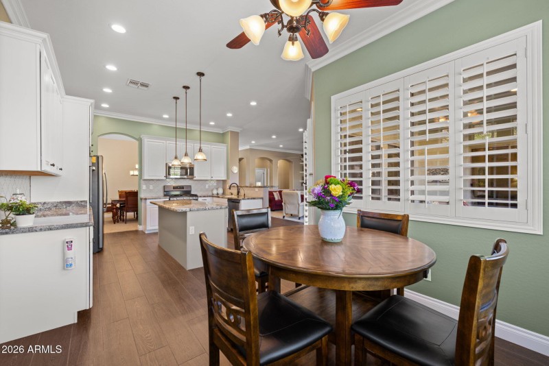 24-web-or-mls-9722 E Lobo Ave, Mesa-24