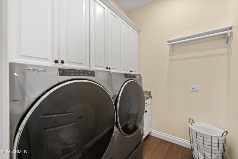 Whirlpool Washer/Dryer Stay