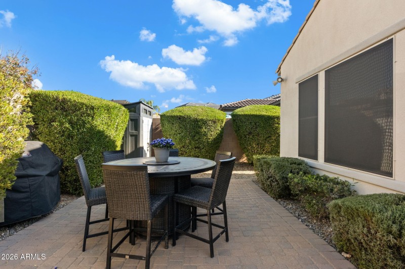 Multiple Seating Areas