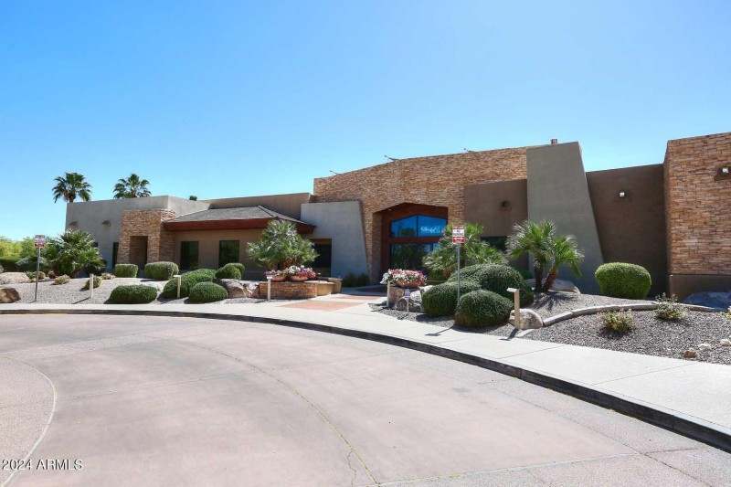 Solera-Community Center