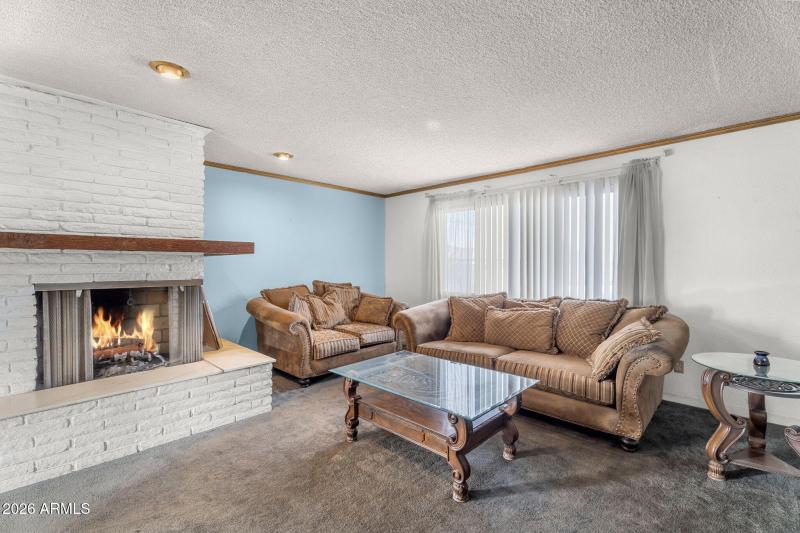 5-web-or-mls-55-S 4th St