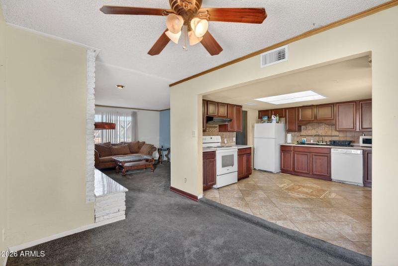 15-web-or-mls-54-S 4th St