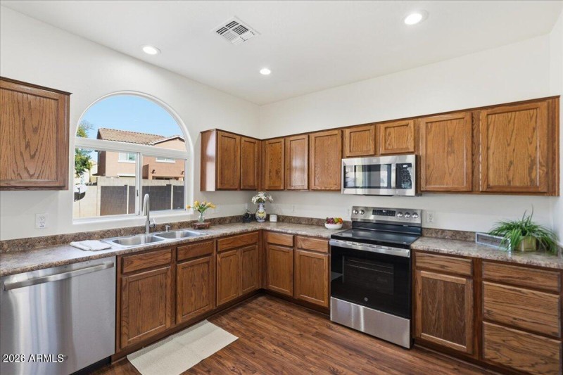 New stainless appliances