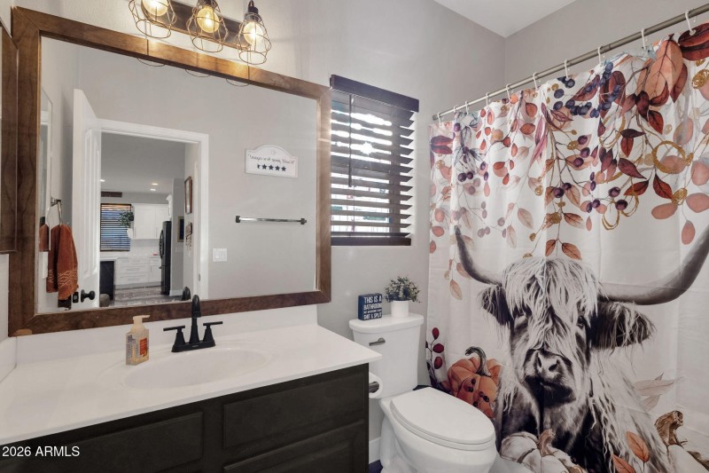 20-web-or-mls-3892-e-ironhorse-rd