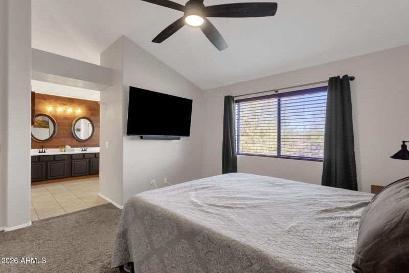 27-web-or-mls-3892-e-ironhorse-rd