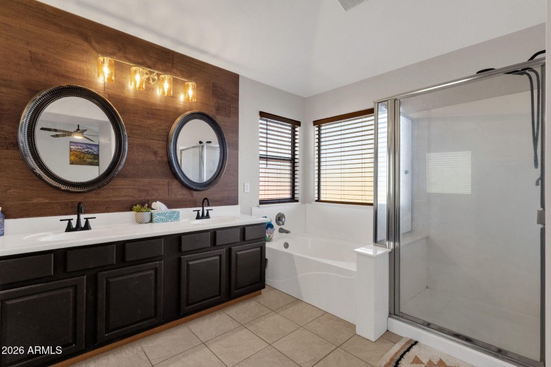 28-web-or-mls-3892-e-ironhorse-rd