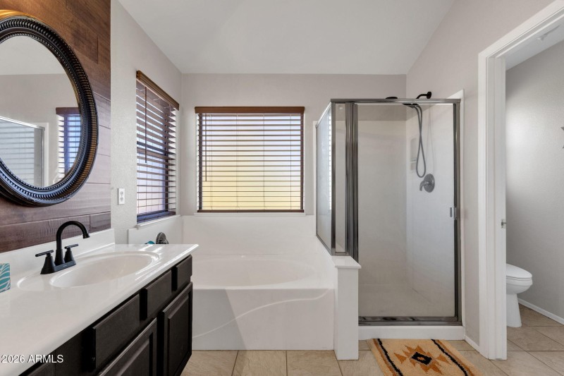 29-web-or-mls-3892-e-ironhorse-rd