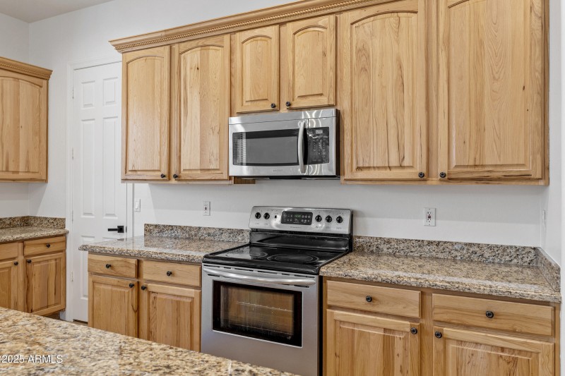 3111 E Canyon Creek Dr-20