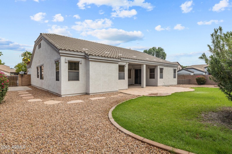 3111 E Canyon Creek Dr-42