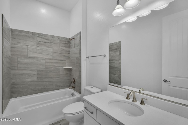 39-web-or-mls-Pinnacle-29