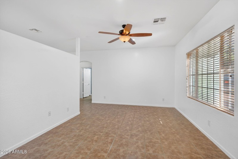 7-web-or-mls-08W Southgate Ave