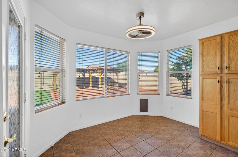 24-web-or-mls-28W Southgate Ave