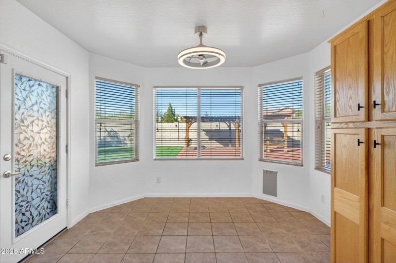 25-web-or-mls-29W Southgate Ave