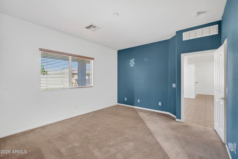 28-web-or-mls-32W Southgate Ave