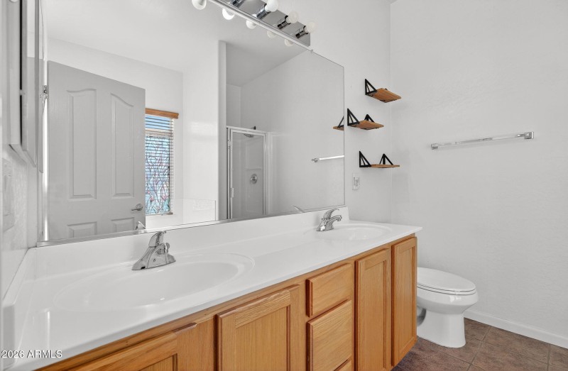 30-web-or-mls-35W Southgate Ave