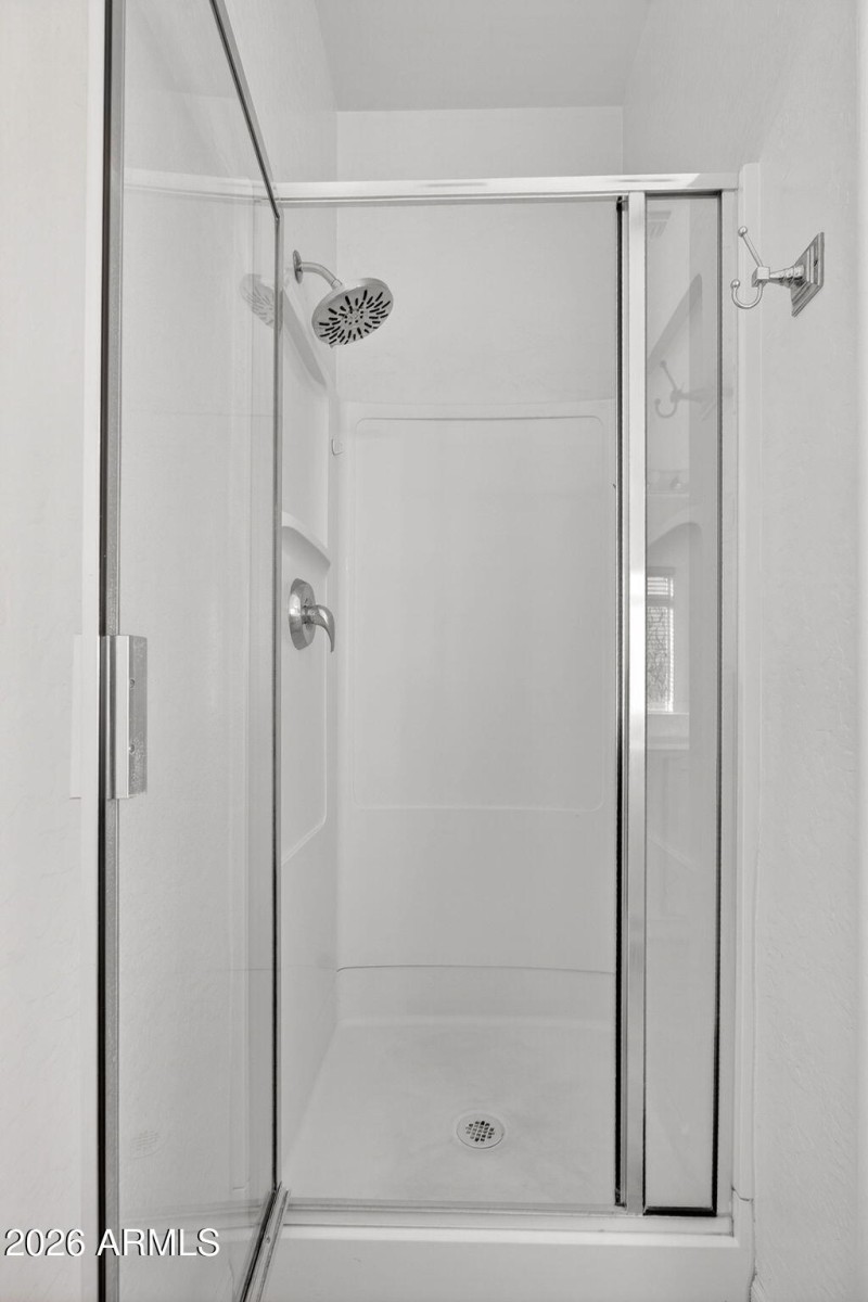 32-web-or-mls-37W Southgate Ave