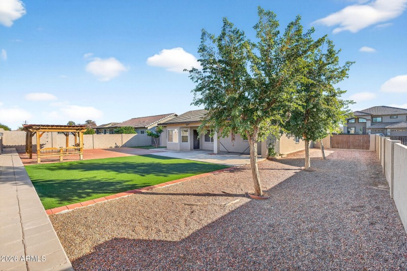 43-web-or-mls-44W Southgate Ave