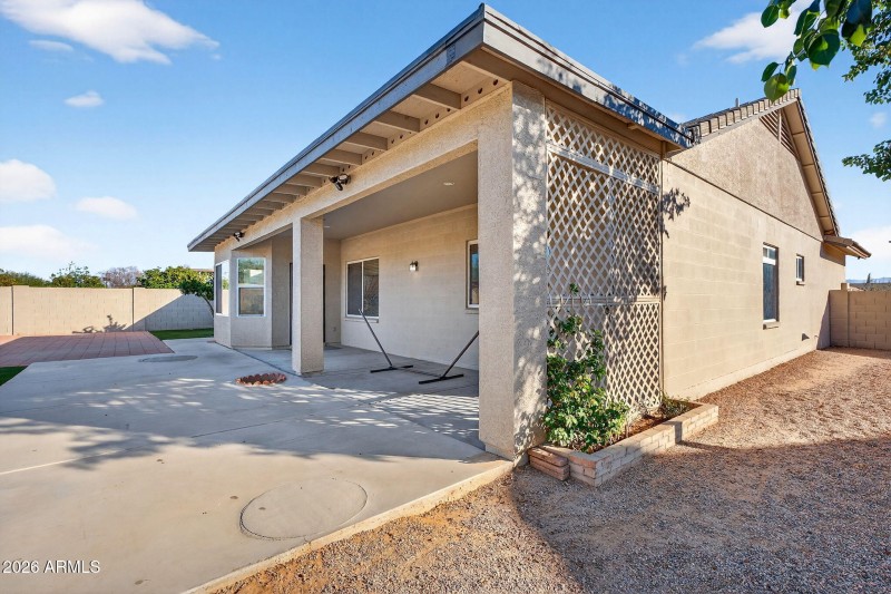 47-web-or-mls-48W Southgate Ave