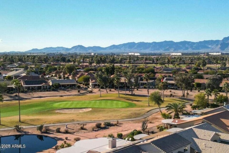 PC Golf Course Views Tuscany Falls