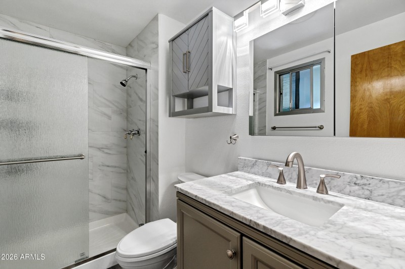 1521 W Thunderbird Rd-23