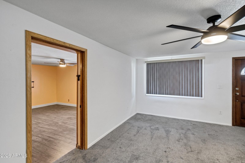 1521 W Thunderbird Rd-14