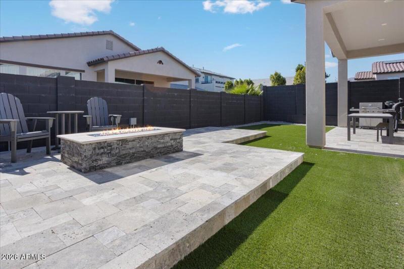 Outdoor Entertaining Patio