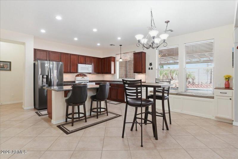 11-454 E Quail Dr_RedHogMedia